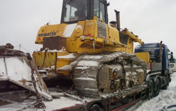 Транспортировка бульдозера Komatsu 30 тонн - Петрозаводск, цены, предложения специалистов