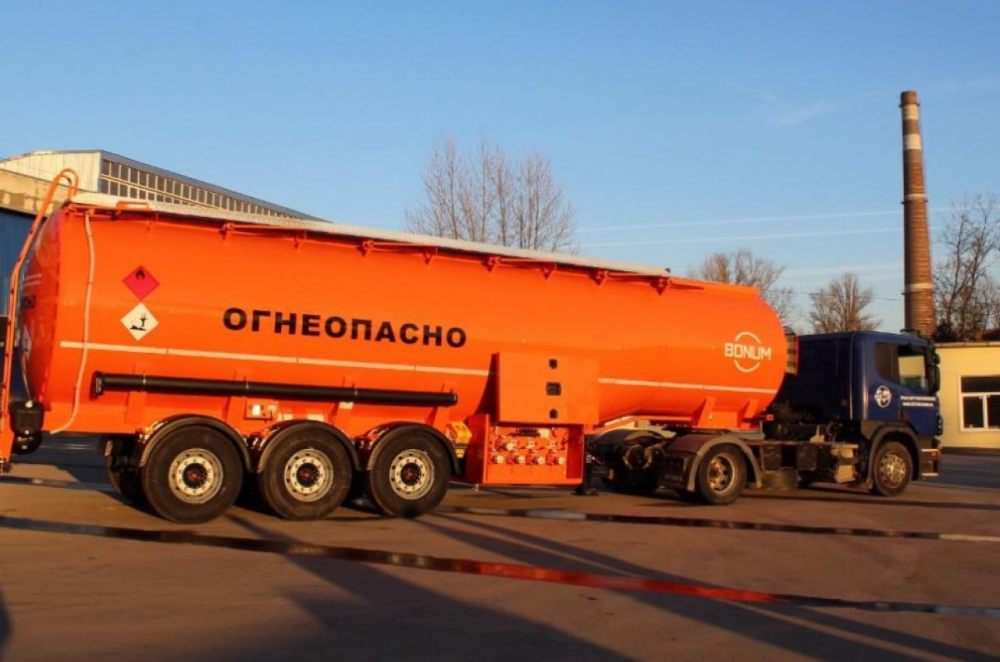 Цистерна MAN, VOLVO взять в аренду, заказать, цены, услуги - Петрозаводск