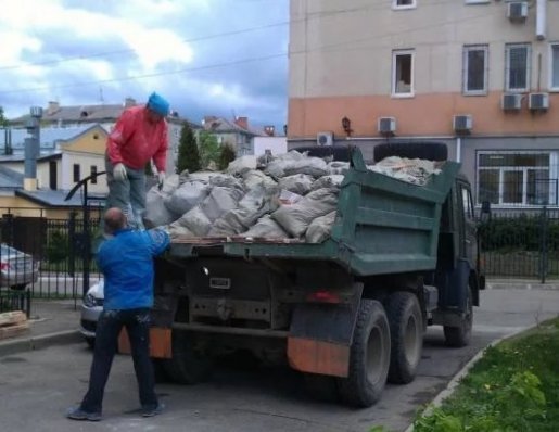 Вывоз строительного мусора (самосвалы, газели). Грузчики стоимость услуг и где заказать - Петрозаводск