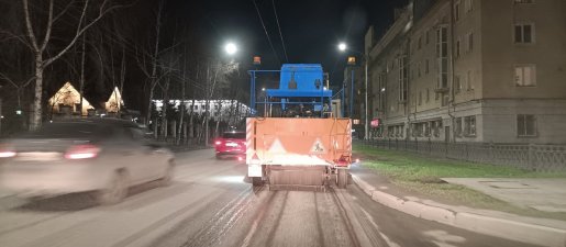 Уборка улиц и дорог спецтехникой и дорожными уборочными машинами стоимость услуг и где заказать - Петрозаводск
